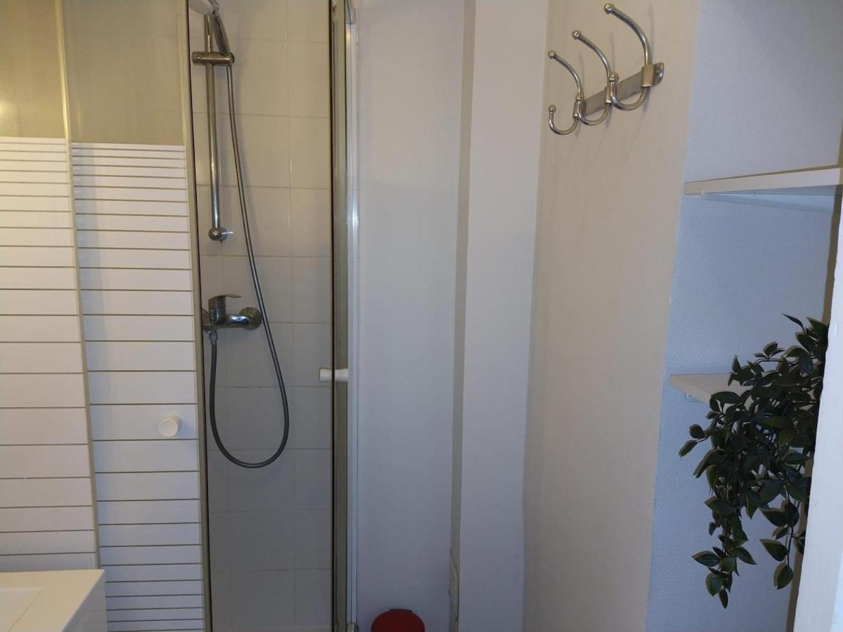 Heart Of - - 2p - Invalides Free Netflix Appartement Parijs
